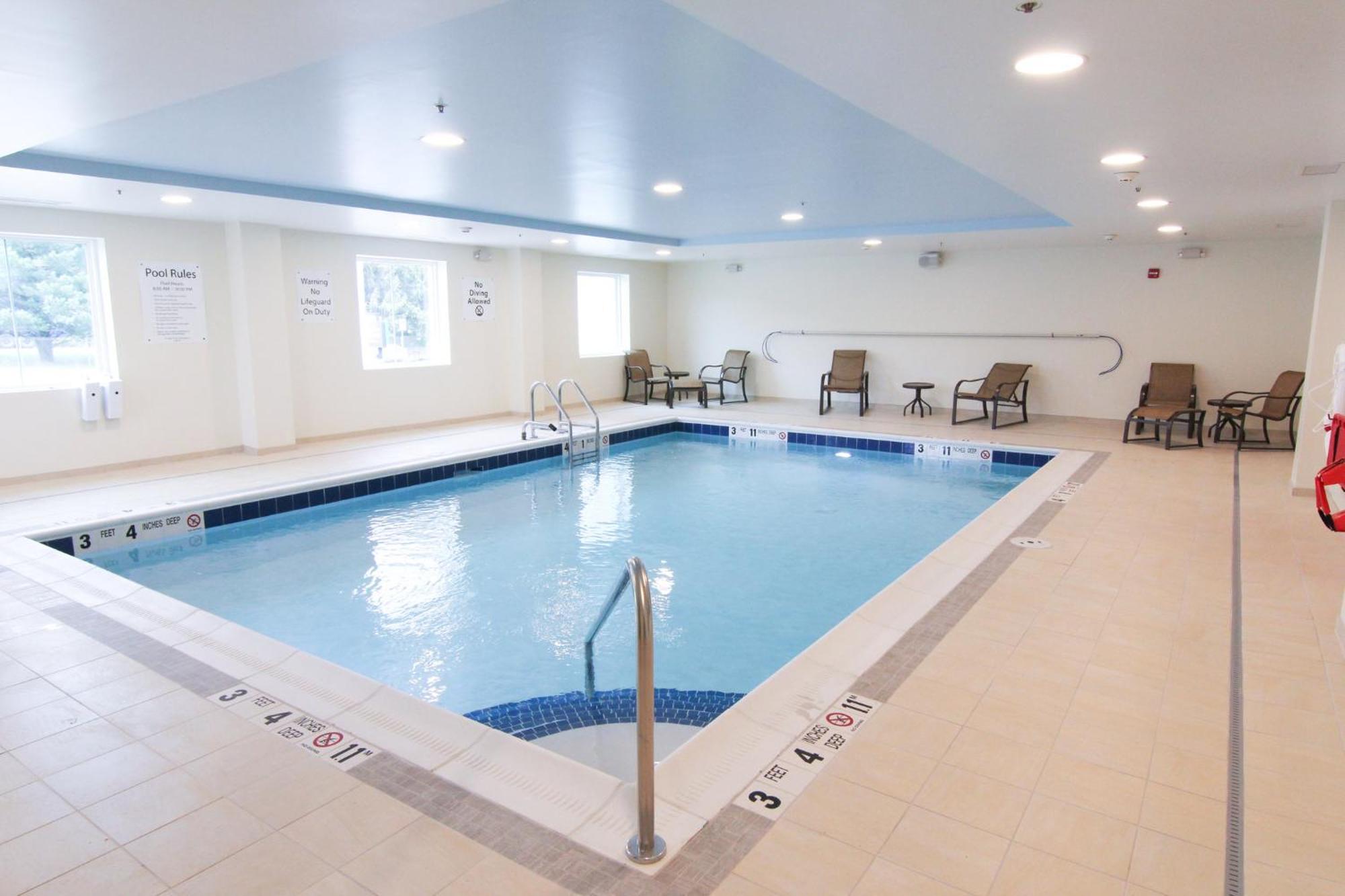 Holiday Inn Express & Suites Peekskill-Lower Hudson Valley By Ihg Ngoại thất bức ảnh