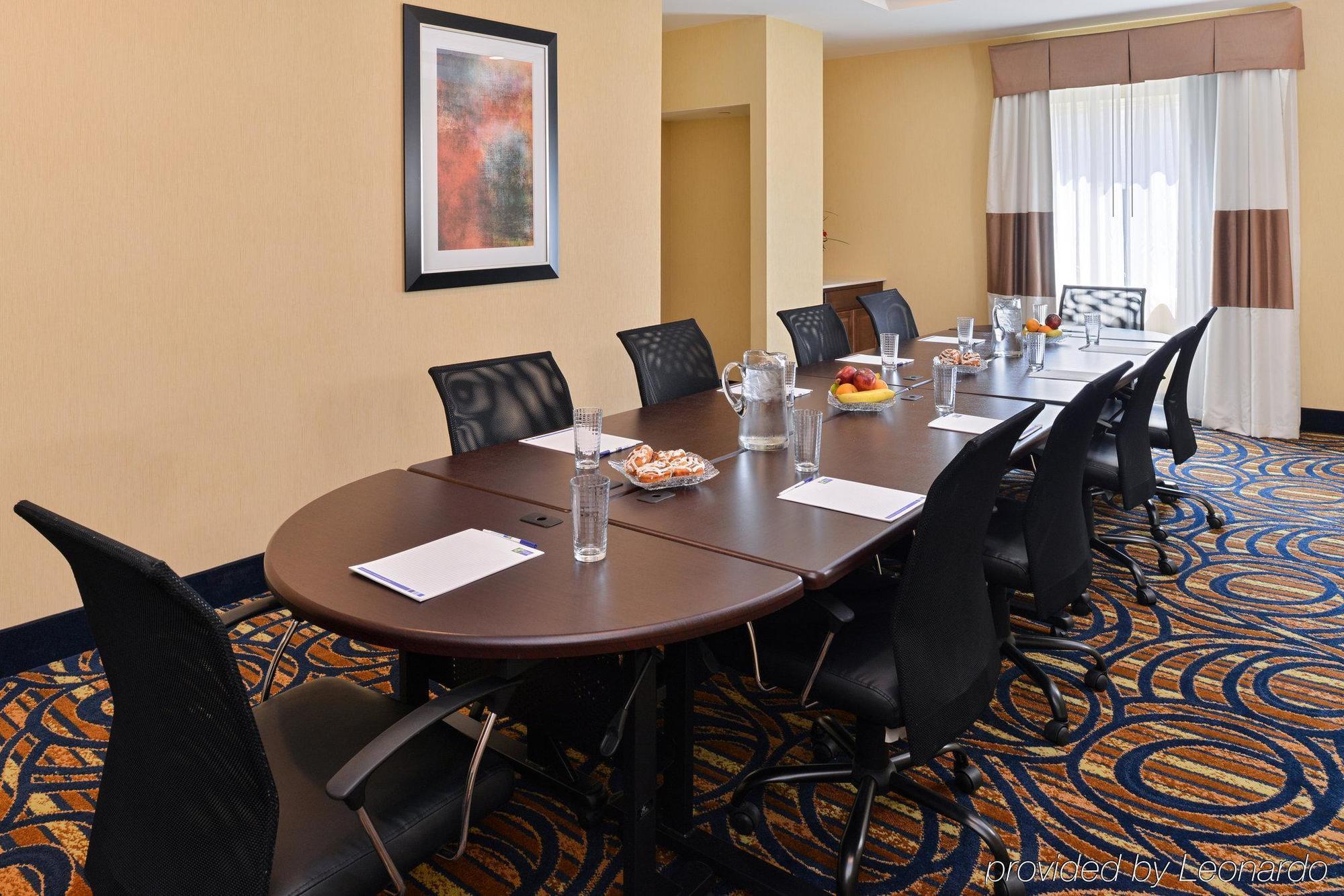Holiday Inn Express & Suites Peekskill-Lower Hudson Valley By Ihg Ngoại thất bức ảnh